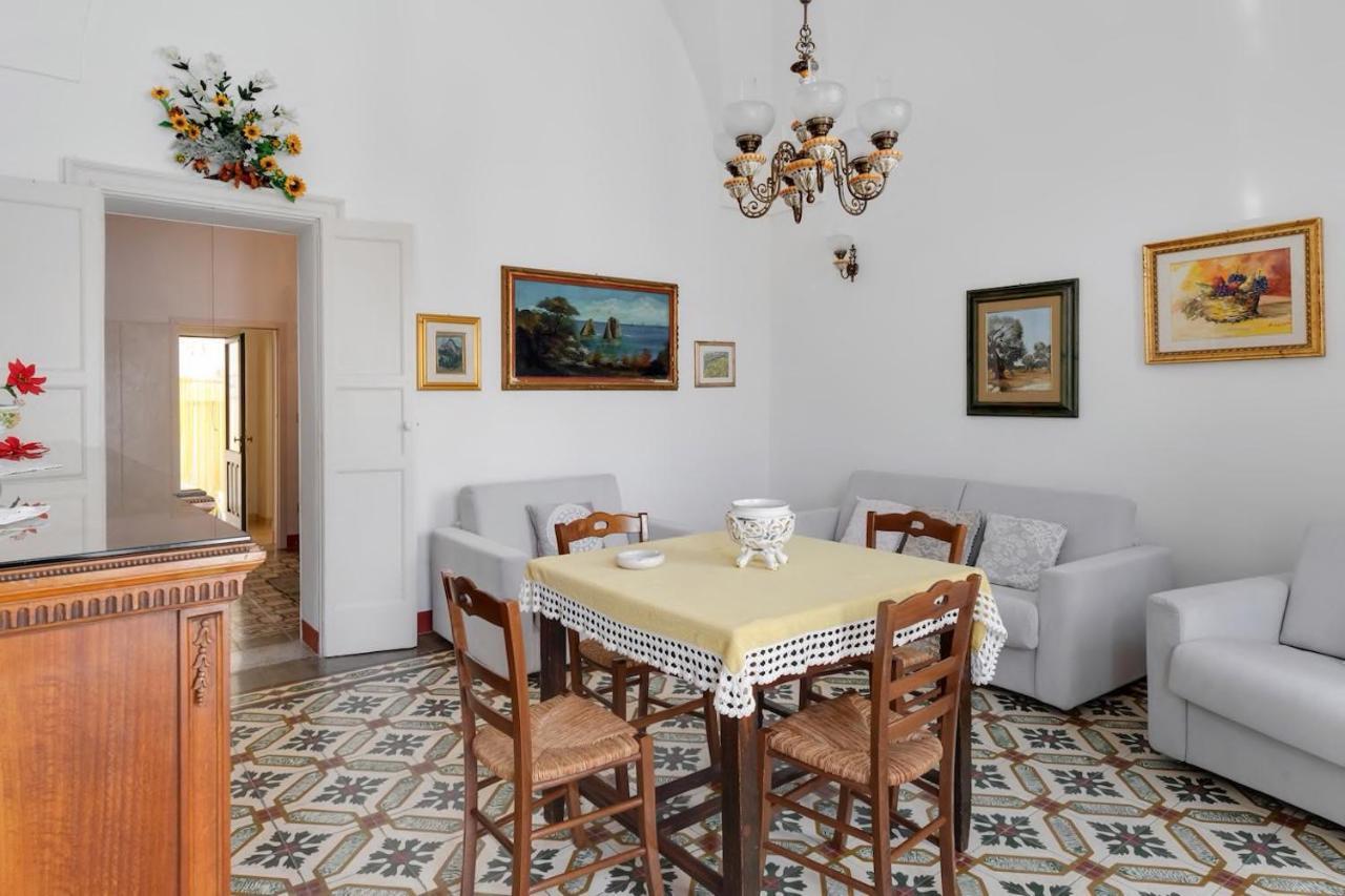 La Torre Antica Dimora Apartment Giuggianello Ngoại thất bức ảnh