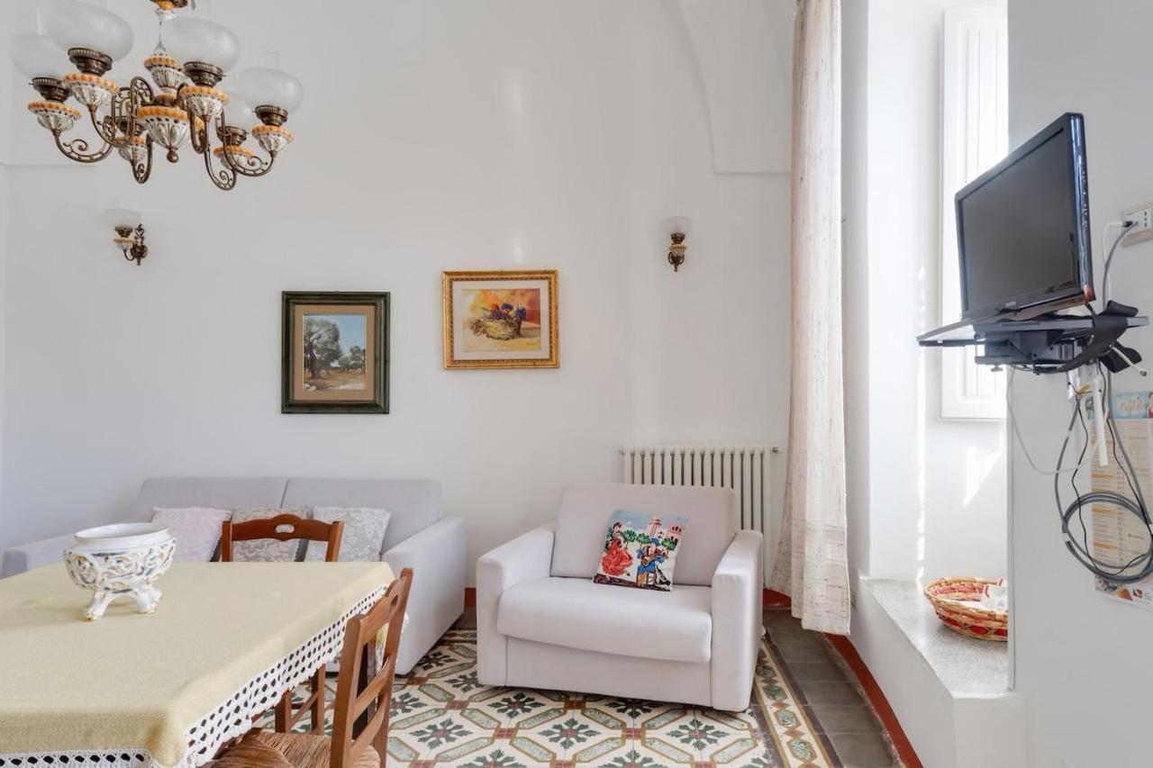 La Torre Antica Dimora Apartment Giuggianello Ngoại thất bức ảnh