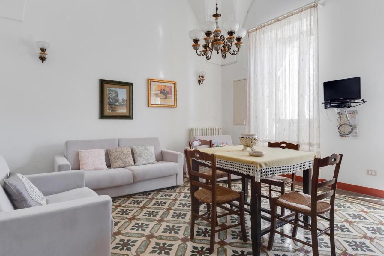 La Torre Antica Dimora Apartment Giuggianello Ngoại thất bức ảnh