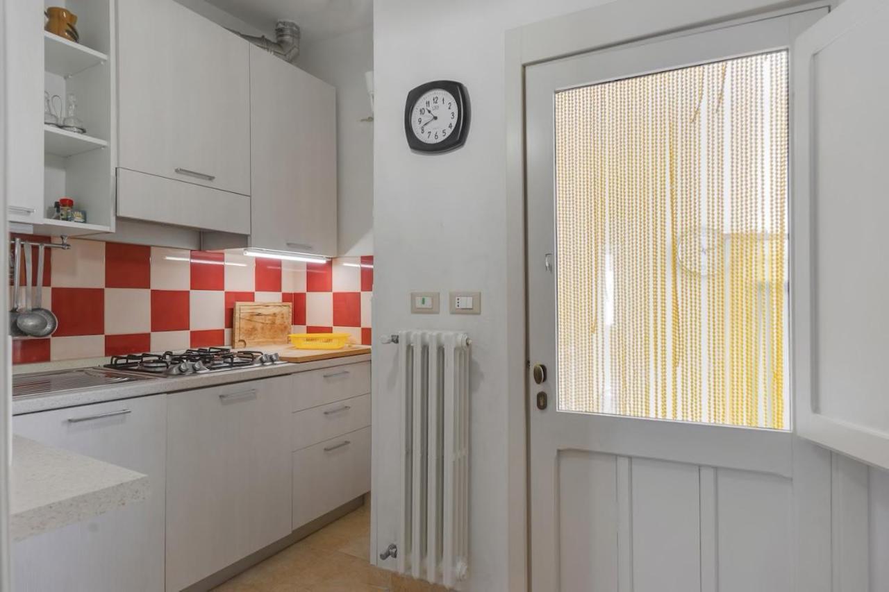 La Torre Antica Dimora Apartment Giuggianello Ngoại thất bức ảnh